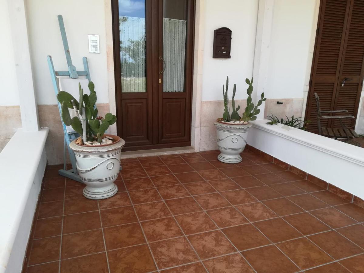 Albaetramonto Bed & Breakfast Cozze Exterior photo